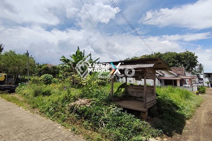 Tanah di Dampit, Malang Luas 300m2 Dijual Segera Tanah di Dampit, Malang Luas 300m2 Dijual Segera