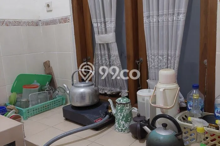 Disewakan! Rumah 4 Kamar Tidur &
2 Kamar Mandi di Solo Baru, Surakarta Disewakan! Rumah 4 Kamar Tidur &
2 Kamar Mandi di Solo Baru, Surakarta