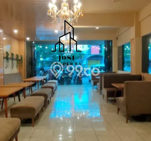 Ruko untuk Disewa di Pusat Surakarta Luas Bangunan 900m2 Ruko untuk Disewa di Pusat Surakarta Luas Bangunan 900m2