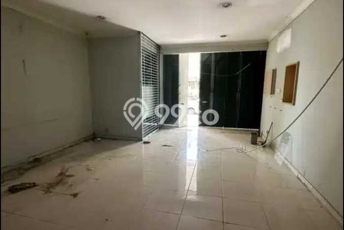 Ruko disewakan lokasi strategis Serengan Solo 450m2 Ruko disewakan lokasi strategis Serengan Solo 450m2
