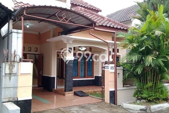 Disewakan Cepat Rumah Kondisi Bagus di Area Banjarsari, Surakarta Disewakan Cepat Rumah Kondisi Bagus di Area Banjarsari, Surakarta