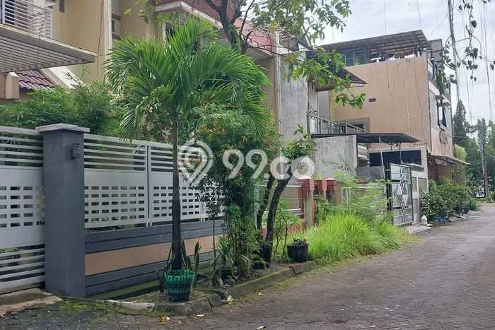 Disewakan! Rumah 4 Kamar Tidur &
4 Kamar Mandi di Solo Baru, Surakarta Disewakan! Rumah 4 Kamar Tidur &
4 Kamar Mandi di Solo Baru, Surakarta