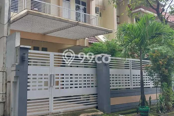 Disewakan! Rumah 4 Kamar Tidur &
4 Kamar Mandi di Solo Baru, Surakarta Disewakan! Rumah 4 Kamar Tidur &
4 Kamar Mandi di Solo Baru, Surakarta