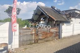 Jarang Ada! Tanah di Karangploso Punya Luas 522m2 SHM Jarang Ada! Tanah di Karangploso Punya Luas 522m2 SHM