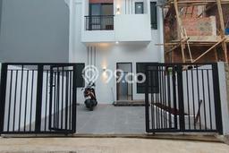Rumah Luas Asri 3 KT Siap Pakai di Cijantung Jakarta Timur Rumah Luas Asri 3 KT Siap Pakai di Cijantung Jakarta Timur
