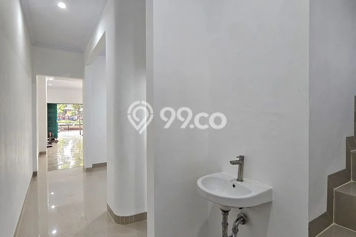 Unit Ruko Dijual di Jagakarsa Jakarta Selatan Luas Bangunan 100m2 Unit Ruko Dijual di Jagakarsa Jakarta Selatan Luas Bangunan 100m2