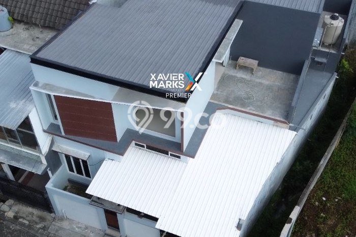 Rumah Strategis Modern Lb 200m2 di Lowokwaru, Malang Rumah Strategis Modern Lb 200m2 di Lowokwaru, Malang