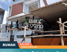 Rumah Strategis Modern Lb 200m2 di Lowokwaru, Malang Rumah Strategis Modern Lb 200m2 di Lowokwaru, Malang