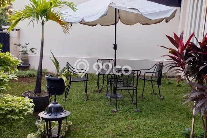 Dijual Rumah Murah di Jatinegara Jakarta Timur Harga Rp 3,5 Juta LT 216m2 Dijual Rumah Murah di Jatinegara Jakarta Timur Harga Rp 3,5 Juta LT 216m2