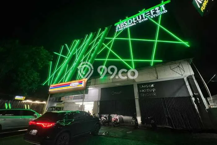 Ruko Komersial Disewakan di Kebon Jeruk Jakarta Barat Luas 350m2 Ruko Komersial Disewakan di Kebon Jeruk Jakarta Barat Luas 350m2