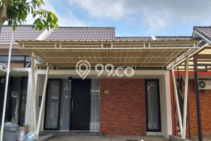 Lokasi strategis! Rumah siap pakai disewakan di Tembalang LB 45m2 Lokasi strategis! Rumah siap pakai disewakan di Tembalang LB 45m2