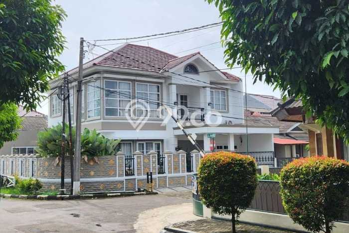 For Sale Rumah Elit Exclusive di Pamulang, Tangerang Selatan For Sale Rumah Elit Exclusive di Pamulang, Tangerang Selatan