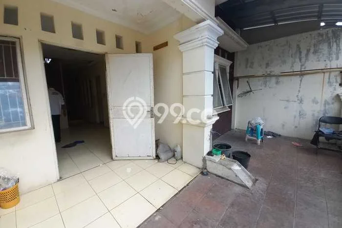 Kos-kosan Dijual di Cirendeu Jakarta Selatan Luas 350m2 Kos-kosan Dijual di Cirendeu Jakarta Selatan Luas 350m2