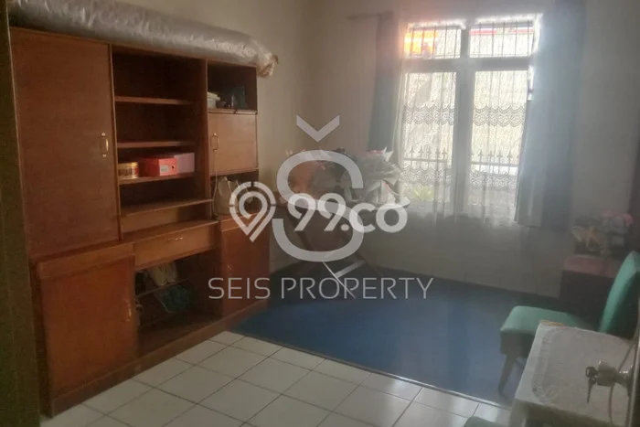 Lokasi terbaik! Rumah siap pakai disewakan di Lembang LB 160m2 Lokasi terbaik! Rumah siap pakai disewakan di Lembang LB 160m2