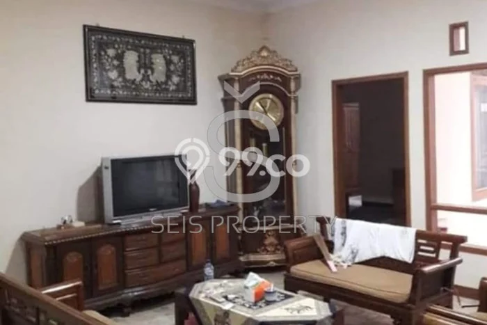Dijual Hunian Rumah Terawat 7 Kamar di Sariwangi, Bandung Dijual Hunian Rumah Terawat 7 Kamar di Sariwangi, Bandung