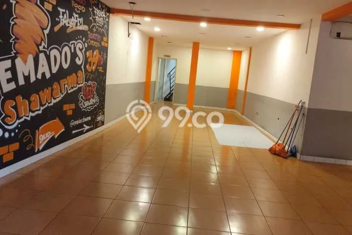 FOR RENT! Ruko di Fatmawati Cocok untuk Bisnis 256m2 FOR RENT! Ruko di Fatmawati Cocok untuk Bisnis 256m2