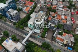 Disewakan Kantor di Kawasan Ramai Warung Buncit Luas 3230m2 Disewakan Kantor di Kawasan Ramai Warung Buncit Luas 3230m2