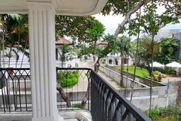 Disewakan Rumah Harga Terjangkau di Kemang Jakarta Selatan Punya 5 Kamar Tidur Disewakan Rumah Harga Terjangkau di Kemang Jakarta Selatan Punya 5 Kamar Tidur