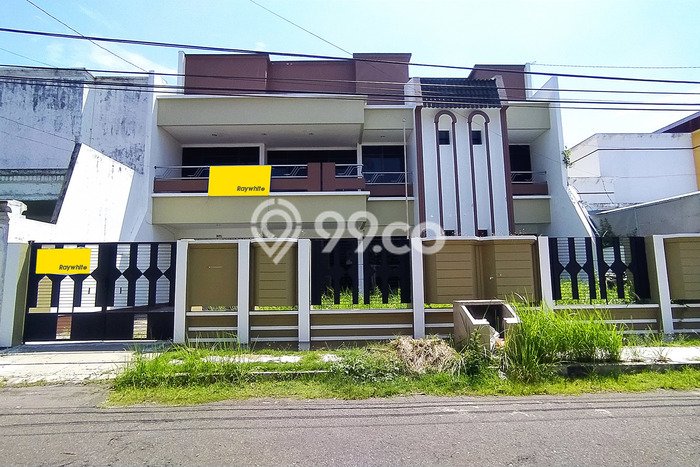 Rumah Mewah Dijual LT 420m2 di Gubeng, Surabaya Rumah Mewah Dijual LT 420m2 di Gubeng, Surabaya