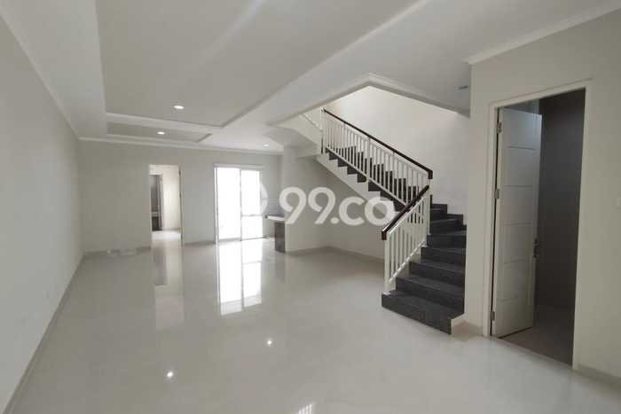 Dijual Rumah Premium dengan Fasilitas Sekitar Lengkap di Sukolilo, Surabaya Dijual Rumah Premium dengan Fasilitas Sekitar Lengkap di Sukolilo, Surabaya