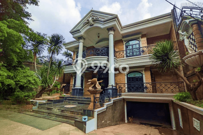Hot Offer Hunian Mewah Ideal dan Luas di Menteng, Jakarta Pusat Hot Offer Hunian Mewah Ideal dan Luas di Menteng, Jakarta Pusat