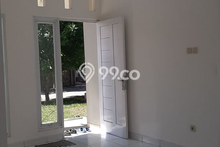 For Sale Rumah 2 Kamar Lokasi Strategis Nyaman dan Strategis di Mustikajaya For Sale Rumah 2 Kamar Lokasi Strategis Nyaman dan Strategis di Mustikajaya