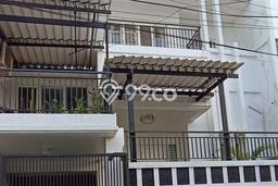 Dijual Hunian Rumah Terawat 4 KT di Galaxy, Bekasi Dijual Hunian Rumah Terawat 4 KT di Galaxy, Bekasi