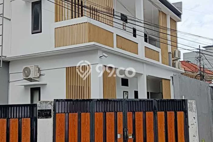 Dijual Kost Strategis di Menteng, Jakarta Pusat 4 KT, 4 KM, Luas Bangunan 120m2 Dijual Kost Strategis di Menteng, Jakarta Pusat 4 KT, 4 KM, Luas Bangunan 120m2