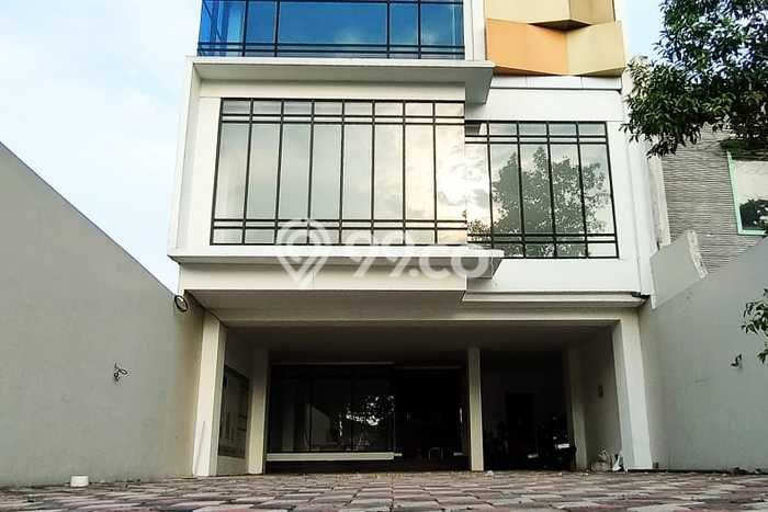 Unit Kantor Dijual di Jakarta Timur LT 285m2 & LB 2484m2 Unit Kantor Dijual di Jakarta Timur LT 285m2 & LB 2484m2