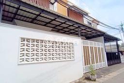 Rumah Mewah LB 190m2 Siap Pakai Desain Elegan di Rawamangun, Jakarta Timur Rumah Mewah LB 190m2 Siap Pakai Desain Elegan di Rawamangun, Jakarta Timur