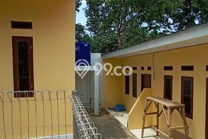 Dijual Segera Kost 11 Kamar, 11 Kamar Mandi di Gunung Sindur, Bogor, Luas 350m2 Dijual Segera Kost 11 Kamar, 11 Kamar Mandi di Gunung Sindur, Bogor, Luas 350m2