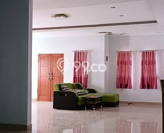 Dijual Rumah 4 Kamar Lokasi Ideal Bagus dan Strategis di Jatinangor Dijual Rumah 4 Kamar Lokasi Ideal Bagus dan Strategis di Jatinangor