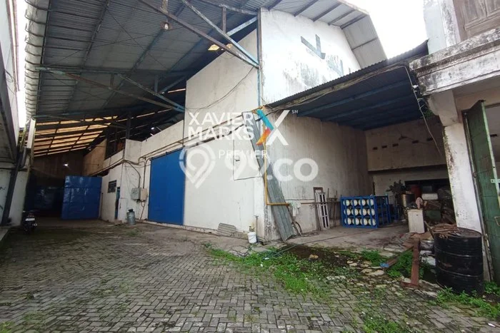 Unit Pabrik Dijual di Singosari Malang Luas Tanah 2700m2, Luas Bangunan 4000m2 Unit Pabrik Dijual di Singosari Malang Luas Tanah 2700m2, Luas Bangunan 4000m2