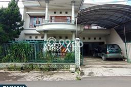 For Sale! Luxury House LT 350m2 Desain Elegan di Soekarno Hatta For Sale! Luxury House LT 350m2 Desain Elegan di Soekarno Hatta