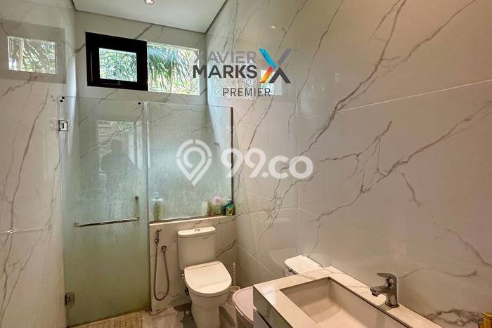 Rumah Mewah Siap Huni LT 345m2 di Villa Puncak Tidar, Malang Rumah Mewah Siap Huni LT 345m2 di Villa Puncak Tidar, Malang