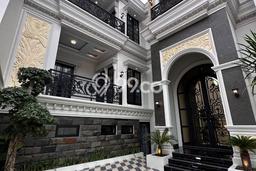 Siap Huni Rumah Mewah 5 Kamar di Jagakarsa Dekat ke Mana Saja Siap Huni Rumah Mewah 5 Kamar di Jagakarsa Dekat ke Mana Saja