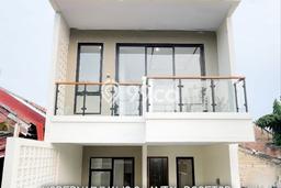 Rumah Minimalis 3 KT di Cipedak Jakarta Selatan Unfurnished Rumah Minimalis 3 KT di Cipedak Jakarta Selatan Unfurnished