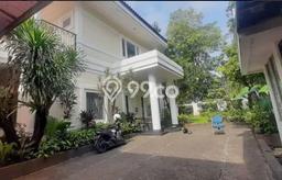 Hot Offer Hunian Mewah Ideal dan Luas di Kebayoran Baru, Jakarta Selatan Hot Offer Hunian Mewah Ideal dan Luas di Kebayoran Baru, Jakarta Selatan
