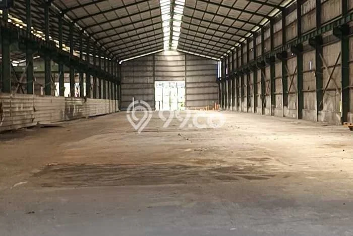 Unit Gudang Paling Strategis di Karawang Barat Karawang dengan LB 2400m2 Unit Gudang Paling Strategis di Karawang Barat Karawang dengan LB 2400m2
