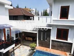 For Sale! Luxury House LT 560m2 Desain Elegan di Sayap Dago For Sale! Luxury House LT 560m2 Desain Elegan di Sayap Dago