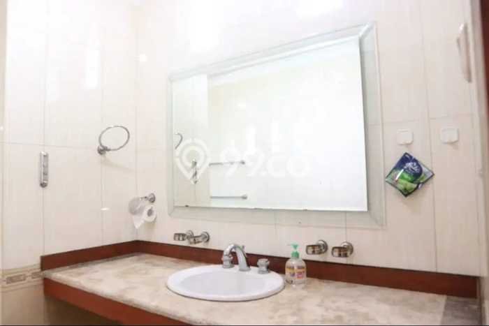 For Sale! Luxury House LT 560m2 Desain Elegan di Sayap Dago For Sale! Luxury House LT 560m2 Desain Elegan di Sayap Dago