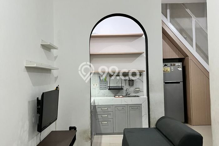 Rumah Modern 3 KT di Taman Kopo Indah Bandung Semi Furnished Rumah Modern 3 KT di Taman Kopo Indah Bandung Semi Furnished