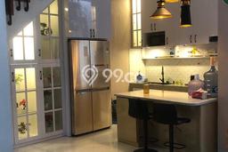 Rumah Elit LB 250m2 Siap Huni Desain Elegan di Kota Baru Parahyangan, Bandung Rumah Elit LB 250m2 Siap Huni Desain Elegan di Kota Baru Parahyangan, Bandung