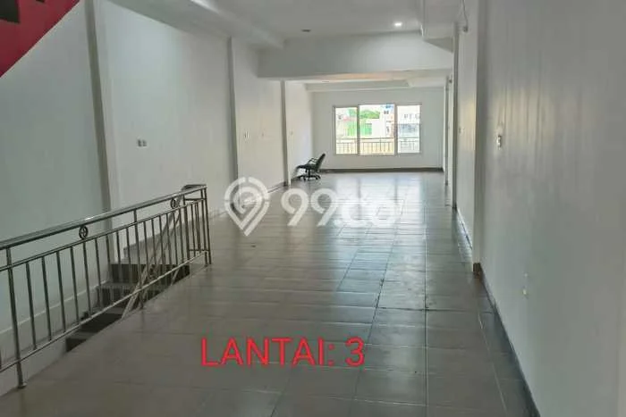 Ruko Dijual di Prime Area Jakarta Barat Luas 435m2 Ruko Dijual di Prime Area Jakarta Barat Luas 435m2