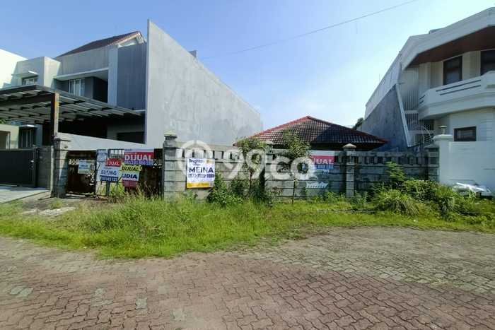 Tanah Strategis Dijual di Green garden Jakarta Barat 375m2 Tanah Strategis Dijual di Green garden Jakarta Barat 375m2