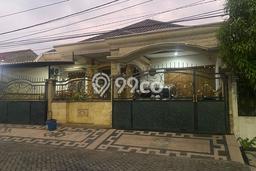 Jual Rumah Strategis Bagus Punya 4 KT di Sukomanunggal Surabaya SHM Jual Rumah Strategis Bagus Punya 4 KT di Sukomanunggal Surabaya SHM