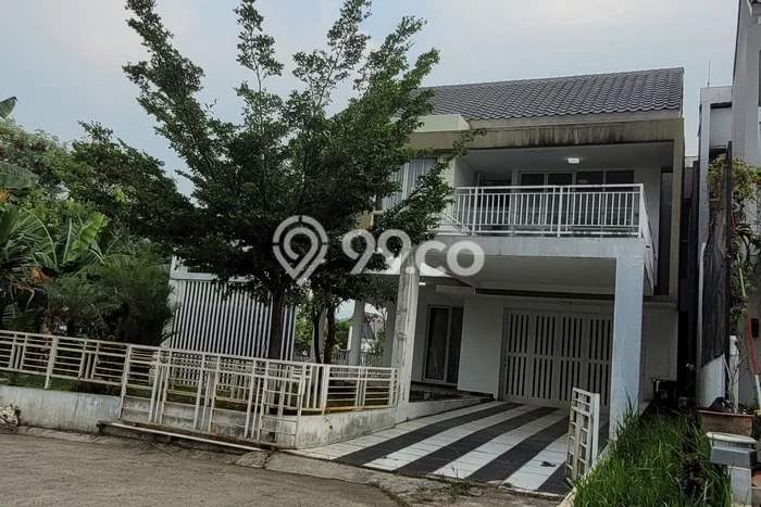 Rumah Luxury Modern Siap Huni di Sentul City Bogor Rumah Luxury Modern Siap Huni di Sentul City Bogor