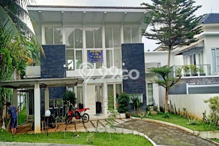 For Sale! Luxury House LT 730m2 Desain Elegan di Sentul City For Sale! Luxury House LT 730m2 Desain Elegan di Sentul City
