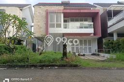 Rumah Elit Modern Tanpa Renovasi di Sentul City Bogor Rumah Elit Modern Tanpa Renovasi di Sentul City Bogor