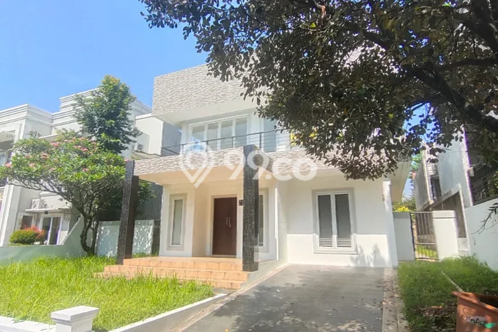 Rumah Luxury Modern Tanpa Renovasi di Sentul City Bogor Rumah Luxury Modern Tanpa Renovasi di Sentul City Bogor